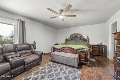 Welcome to this wonderful two-story home that combines comfort - photo 14