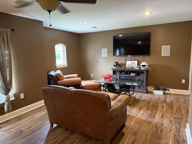 Beautiful custom built home on #15 Fairway in Sage Meadow with 5 - photo 32