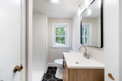 Welcome to 7 Front St, a beautifully renovated 4-bedroom - photo 34