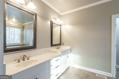 Beautiful 5-bedroom, 4.5-bath home located in the highly - photo 38