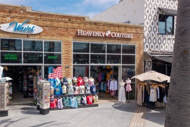 Profitable and well-established T-shirt and Gift boutique - photo 6