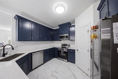 Welcome to this beautifully maintained 4-bedroom, 3-bathroom - photo 11
