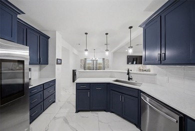 Welcome to this beautifully maintained 4-bedroom, 3-bathroom - photo 13