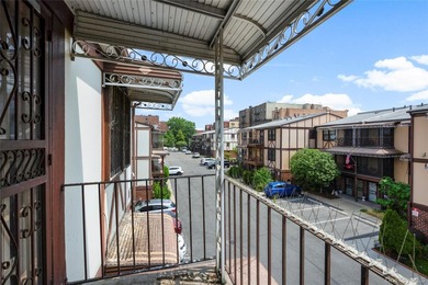 Recently renovated three-bedroom condo on the inside of Nehemiah - photo 17