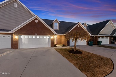 (private lake, pond, creek) Home For Sale in Morristown Tennessee