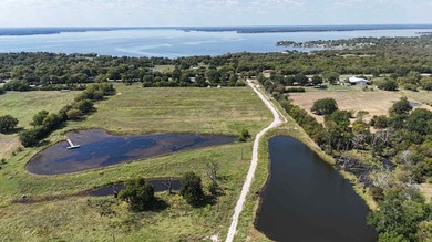 Additional listing photo 2