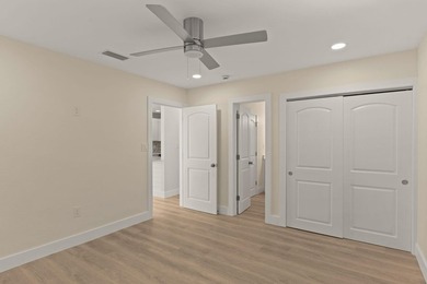 Lake front! This freshly updated condo offers a comfortable and - photo 18