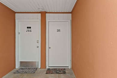 Lake front! This freshly updated condo offers a comfortable and - photo 23