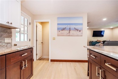 A special waterfront opportunity at 41 Mount View Avenue! This - photo 29
