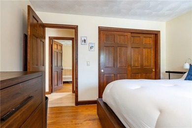 A special waterfront opportunity at 41 Mount View Avenue! This - photo 32