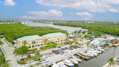 Coastal luxury meets effortless living in this stunningly - photo 46