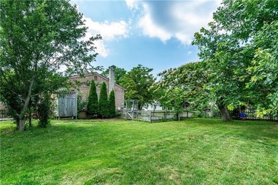 A special waterfront opportunity at 41 Mount View Avenue! This - photo 46