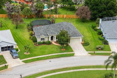 Beautifully maintained 3-bedroom, 2-bath pool home located in - photo 7