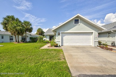 This end-unit townhome is located in desirable Satellite Beach - photo 1