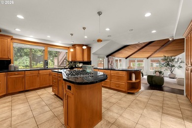 Escape to your own private Pacific Northwest retreat, where - photo 10