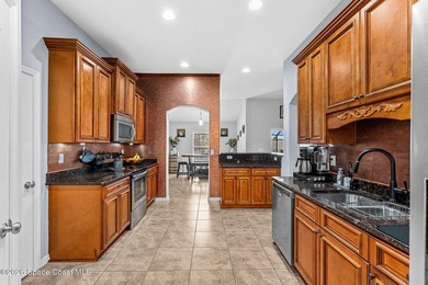 Welcome to your private retreat in the heart of Grant-Valkaria! - photo 4
