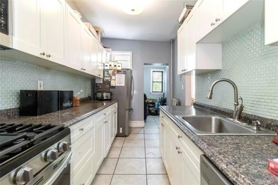 JUST LISTED! SPACIOUS 4 BEDROOM, 2 BATHROOM HOME IN BROOKLYN NY - photo 10