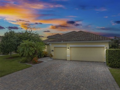 (private lake, pond, creek) Home For Sale in Vero Beach Florida