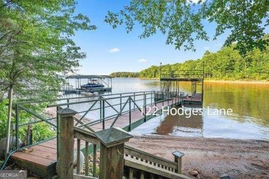Lake Home For Sale in Hartwell, Georgia