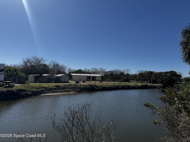 Saddle up to wide-open space and true country peacefulness on - photo 5