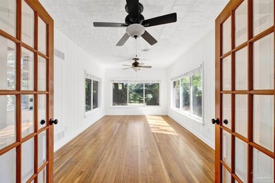 Welcome to this beautifully updated 3-bedroom, 2-bath brick - photo 8