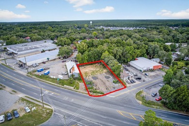 Vacant commercial land located in West Niceville at the corner - photo 1