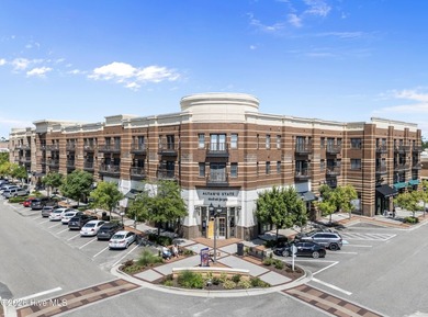 Live Above It All in Mayfaire Town Center Wake up to - photo 2