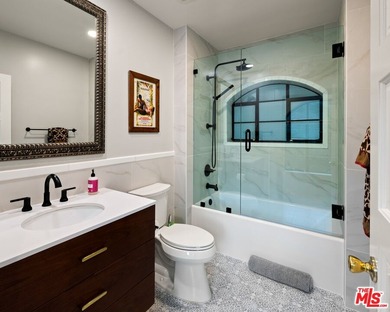 Bring your surfboards and saddles to this legacy ranch property - photo 14