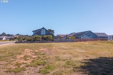 Dreaming of coastal living? This prime .15ac lot in Ocean Trails - photo 15
