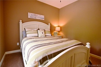 VIEW, VIEW, VIEW from this Penthouse Unit. This is a must see! - photo 21