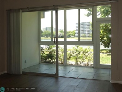 Lake Condo For Sale in Pompano Beach, Florida