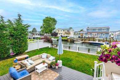Waterfront Perfection in Desirable Massapequa Shores! Welcome to - photo 28