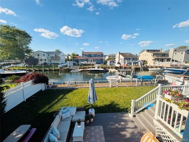 Waterfront Perfection in Desirable Massapequa Shores! Welcome to - photo 33