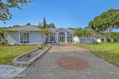 Exceptional value in this custom-built 3,300 sq. ft. concrete - photo 2