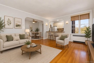 Nestled in the wonderful Riverdale community, this - photo 3