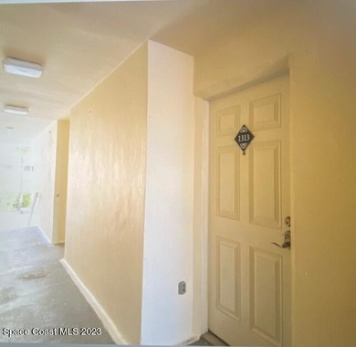 PARADISE! This lovely turnkey unit boasts an AC unit replaced - photo 3