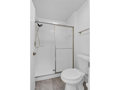 Experience comfort and convenience in this NEWLY RENOVATED - photo 16
