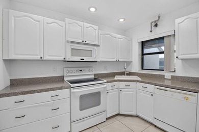 Experience comfort and convenience in this NEWLY RENOVATED - photo 26