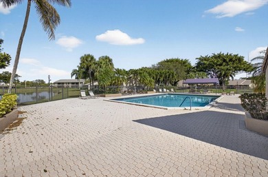 Experience comfort and convenience in this NEWLY RENOVATED - photo 38