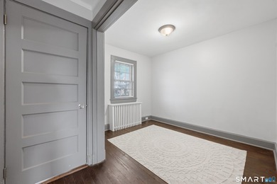 Welcome to 25 Little Street, a beautifully renovated - photo 2