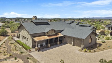 Welcome to this beautifully upgraded cottage located in the - photo 1