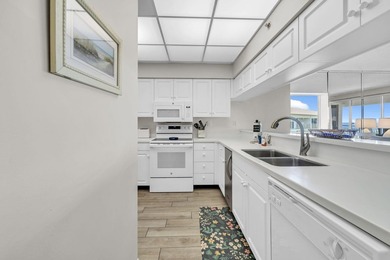 Welcome to unit 431, a beautifully laid out TOP floor CORNER - photo 9