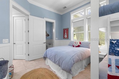 Looking for a furnished beach home with rental income potential - photo 30