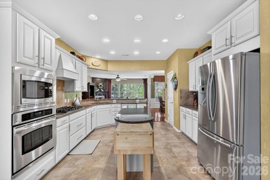 NEED A LARGE HOME TO HOST YOUR FAMILY AND FRIENDS? LOOK NO - photo 3