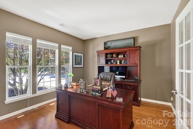 NEED A LARGE HOME TO HOST YOUR FAMILY AND FRIENDS? LOOK NO - photo 5