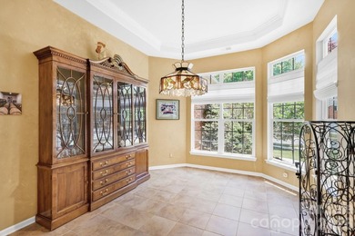 NEED A LARGE HOME TO HOST YOUR FAMILY AND FRIENDS? LOOK NO - photo 9
