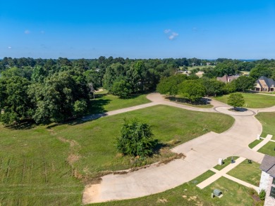 East Texas Garden Home Lot in Prestigious Eagles Bluff - photo 4