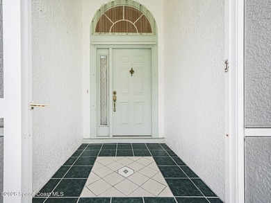 Welcome to this beautifully maintained 3-bedroom, 2-bath home - photo 8