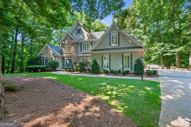 Welcome to this exceptional custom-built home in the prestigious - photo 3
