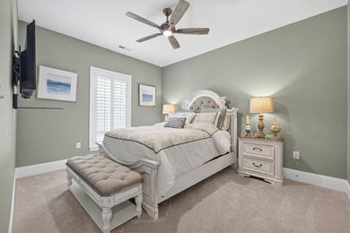Welcome to this beautifully maintained, move-in ready Valentia - photo 17